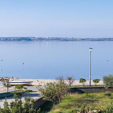 Apartment Nin - Vrsi At The Beach Εξωτερικό φωτογραφία
